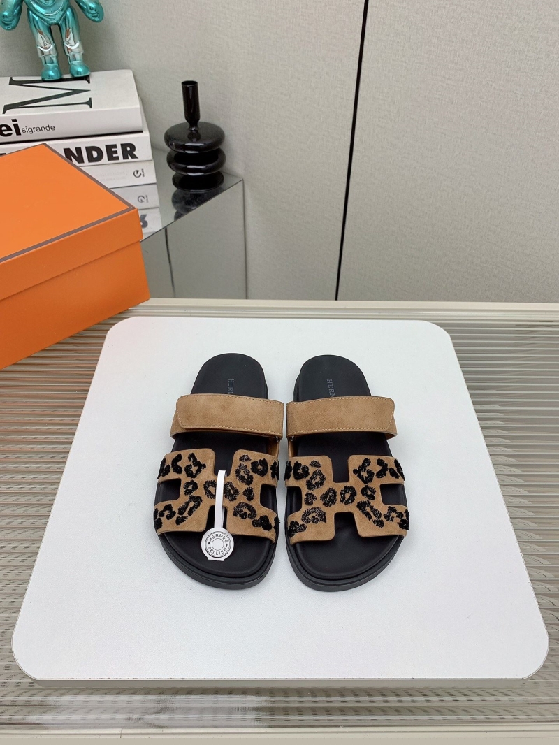 H**mes slippers